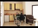 Apartments Eddie - great location & comfor: A1(4), A2(4), A3(4), A4(4) Zadar - Zadar riviera  - Apartment - A3(4): kitchen and dining room