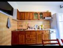 Apartments Ivan Z3 - only for family: A1(6)  Zadar - Zadar riviera  - Apartment - A1(6) : kitchen
