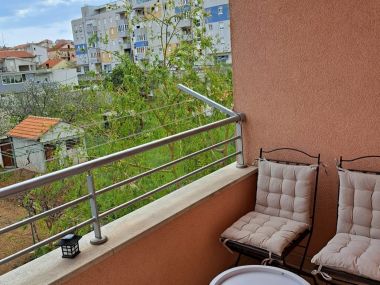 Apartments Slava - close to the mall: A1(3+1) Split - Riviera Split 