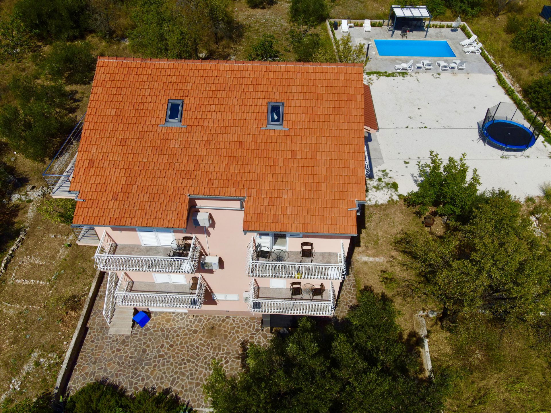 Apartments Marino - with parking : A1(4+2), A2(4+2) Vinisce - Riviera Trogir 