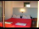 Apartments Nebo - 80 m from beach: A1 Zeleni (2), A2 Plavi (3), A3 Ljubicasti (4) Pakostane - Riviera Biograd  - Apartment - A1 Zeleni (2): bedroom