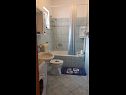 Apartments Juri - sea view: A1(4+1) Postira - Island Brac  - Apartment - A1(4+1): bathroom with toilet