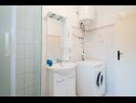 Apartments Annie - sea view : A1(3), A2(3), A3(4) Postira - Island Brac  - Apartment - A3(4): bathroom with toilet