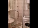 Apartments Lado - free parking: A1(4+2) Supetar - Island Brac  - Apartment - A1(4+2): bathroom with toilet