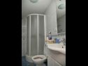 Apartments Val - 300 m to the beach: SA1 (2+1), A2(5+2) Supetar - Island Brac  - Studio apartment - SA1 (2+1): bathroom with toilet
