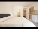 Apartments Antonia - 270m to sea: A4 Green(2+2), SA2 Silver(2), A1Blue(2), SA3 Gold(2) Mastrinka - Island Ciovo  - Studio apartment - SA2 Silver(2): bedroom