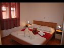 Apartments Central - 40m from the beach: A1(2), A2(4) Okrug Gornji - Island Ciovo  - Apartment - A2(4): bedroom