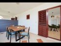 Apartments Natali - 5 M from the beach : A6(4+1) Okrug Gornji - Island Ciovo  - Apartment - A6(4+1): terrace