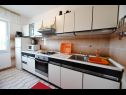 Apartments Mihovilovic - 50 m from beach: A1(4), A2(6+1), A3(4+2), A4(2+1) Slatine - Island Ciovo  - Apartment - A2(6+1): kitchen