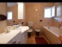 Apartments Mihovilovic - 50 m from beach: A1(4), A2(6+1), A3(4+2), A4(2+1) Slatine - Island Ciovo  - Apartment - A2(6+1): bathroom with toilet
