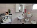 Apartments Mari A1(2) - mali, A2(4) - veliki Crikvenica - Riviera Crikvenica  - Apartment - A2(4) - veliki: bathroom with toilet