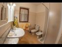 Apartments Mondina - sea view and garden: A1(4), A2(3+1), SA3(2) Banjole - Istria  - Studio apartment - SA3(2): bathroom with toilet