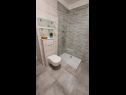 Apartments Mila - 80 m from the beach: A1(6) Brna - Island Korcula  - Apartment - A1(6): bathroom with toilet