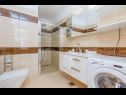 Apartments Kostrena - with pool: A1(5), A2(5) Kostrena - Kvarner  - Apartment - A2(5): bathroom with toilet