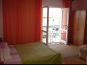 Apartments Eddie - 80m from the sea A1(4+2), A2(2+1) Baska Voda - Riviera Makarska  - Apartment - A1(4+2): bedroom
