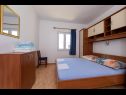 Apartments Ruzica - with sea view: A1 - plavi(3+2), A2 - (2+2), A3 - zuti(3+2) Igrane - Riviera Makarska  - Apartment - A1 - plavi(3+2): bedroom