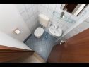 Apartments Stan - with pool : A1(4) Makarska - Riviera Makarska  - Apartment - A1(4): toilet