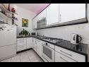 Apartments Stipe - comfortable apartment for 6 person: A(4+2) Makarska - Riviera Makarska  - Apartment - A(4+2): kitchen