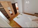 Apartments Mir - free parking: SA2(2), SA3(2), A4(2+2), A5(6+1) Zivogosce - Riviera Makarska  - Apartment - A5(6+1): bedroom