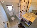 Apartments Mir - free parking: SA2(2), SA3(2), A4(2+2), A5(6+1) Zivogosce - Riviera Makarska  - Apartment - A5(6+1): bathroom with toilet