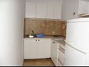 Apartments Ruzica - 50 m from sea: A1 Mali (2+1), A2 Veliki (4+1) Jezera - Island Murter  - Apartment - A1 Mali (2+1): kitchen