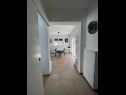 Apartments Matija - 30 m from sea: A1(4+2), A2(2+2) Jezera - Island Murter  - Apartment - A2(2+2): hallway