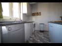Apartments Andri - 100 m from sea: A1(4+2) Murter - Island Murter  - Apartment - A1(4+2): kitchen
