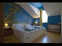 Apartments Andri - 100 m from sea: A1(4+2) Murter - Island Murter  - Apartment - A1(4+2): bedroom