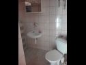 Apartments Marica - 10m from sea: SA2(2), A3(2), SA5(2), SA6(2), SA7(2) Tisno - Island Murter  - Studio apartment - SA6(2): bathroom with toilet