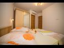 Apartments Saga 2 - with swimming pool A6(4+1), A7 (2+2), A8 (4+1) Lokva Rogoznica - Riviera Omis  - Apartment - A8 (4+1): bedroom