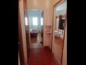 Apartments Gorda - by the sea: A1(2+2) Pisak - Riviera Omis  - Apartment - A1(2+2): hallway