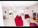 Apartments Sea View - 250 m from sea: A1 Grande(7+1), A2 Vila Jadrana(2+1) Suhi Potok - Riviera Omis  - Apartment - A1 Grande(7+1): living room