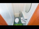 Apartments Jope - 60 m from beach: A1(4), A2(4), A3(4+2), A4(6+1), A5(4), A6(2), A7(2+1), A8(2+1), SA9(2), SA10(2), SA11(2) Stara Novalja - Island Pag  - Apartment - A4(6+1): bathroom with toilet
