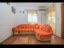 Apartments Danijela - 200 m from beach: Nina (3) Kastel Stafilic - Riviera Split  - Apartment - Nina (3): living room