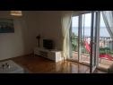 Apartments Mari - 250 m from sea: A1(2+2), A2(8) Podstrana - Riviera Split  - Apartment - A2(8): living room