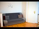 Apartments Robi - 50m from beach SA2(2+1), SA4(2+1), R1(2), R3(2) Podstrana - Riviera Split  - Studio apartment - SA2(2+1): living room