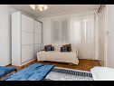 Apartments Dragica - central : A2(3+1) Split - Riviera Split  - Apartment - A2(3+1): bedroom