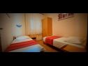 Apartments Kajo - free parking and BBQ: A1(4+2) Poljica (Marina) - Riviera Trogir  - Apartment - A1(4+2): bedroom