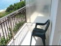 Apartments Rose - 30 m from the beach: A1(2+1), A2(2+1), A3(2+1), A4(2+1), A5(2+1) Seget Vranjica - Riviera Trogir  - Apartment - A2(2+1): balcony