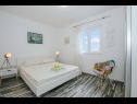 Apartments Florio - garden & free parking: A1(5) Trogir - Riviera Trogir  - Apartment - A1(5): bedroom