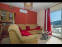 Apartments Mari - barbecue: A1Lile (4), A2Lile (2+2) Vinisce - Riviera Trogir  - Apartment - A2Lile (2+2): living room