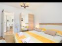 Holiday home Holiday Home Josko - 50 m from beach: H(6) Vinisce - Riviera Trogir  - Croatia - H(6): bedroom