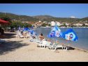 Apartments Mari - barbecue: A1Lile (4), A2Lile (2+2) Vinisce - Riviera Trogir  - beach