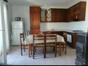Apartments Igi - in the beach camp: A1 Porat (6), A2 Porat(6) Susica - Island Ugljan  - Apartment - A1 Porat (6): kitchen and dining room