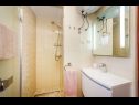 Apartments Dreamy - free parking A1(4), A2(4) Nin - Zadar riviera  - Apartment - A2(4): bathroom with toilet