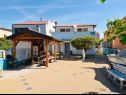 Apartments Mimi - free parking and barbecue: A1(2+2), A2(2+2) Nin - Zadar riviera  - house
