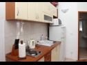Apartments Mari - 100 m from beach: A1(4), A2(4) Petrcane - Zadar riviera  - Apartment - A1(4): kitchen
