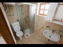 Apartments Armitage - family friendly: A1(4), A2(4+1), A3(2+1), A4(2+1), A5(2+1) Privlaka - Zadar riviera  - Apartment - A1(4): bathroom with toilet