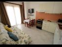 Apartments Ankica - 150 m from beach: A1(2+2), A2(5), A3(4+1), A4(2+2) Zadar - Zadar riviera  - Apartment - A3(4+1): living room