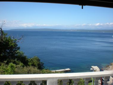 Apartments Boto - 20m from the sea: A2(4) Merag - Island Cres 